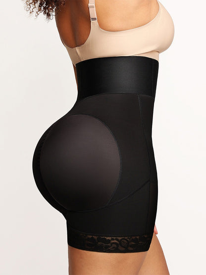 Ultra-controlling corset for the tummy and thighs with a latex layer to tighten and highlight the waist